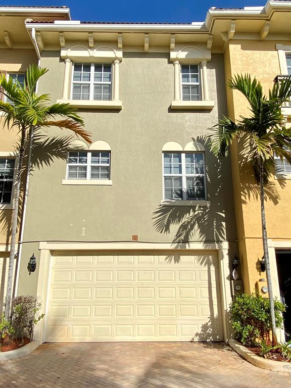 CLOISTERS AT LAKE WORTH - Residential Lease
