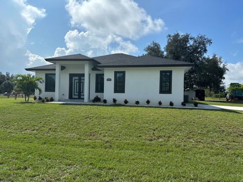 A home in Avon Park