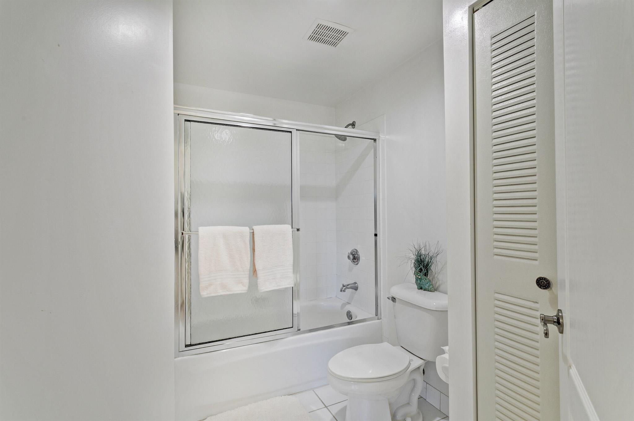 OCEAN TRACE CONDO - Residential Lease