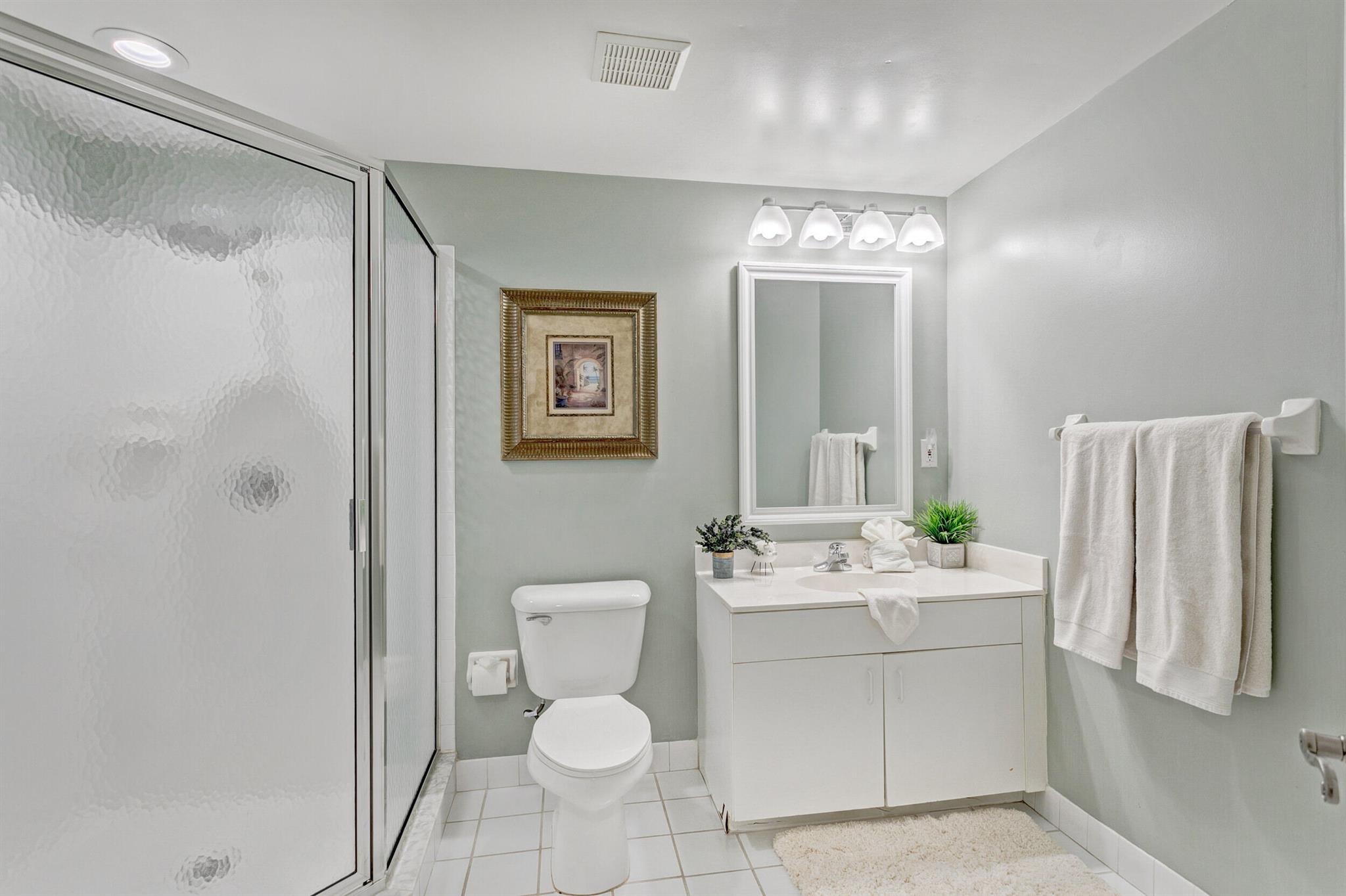 OCEAN TRACE CONDO - Residential Lease