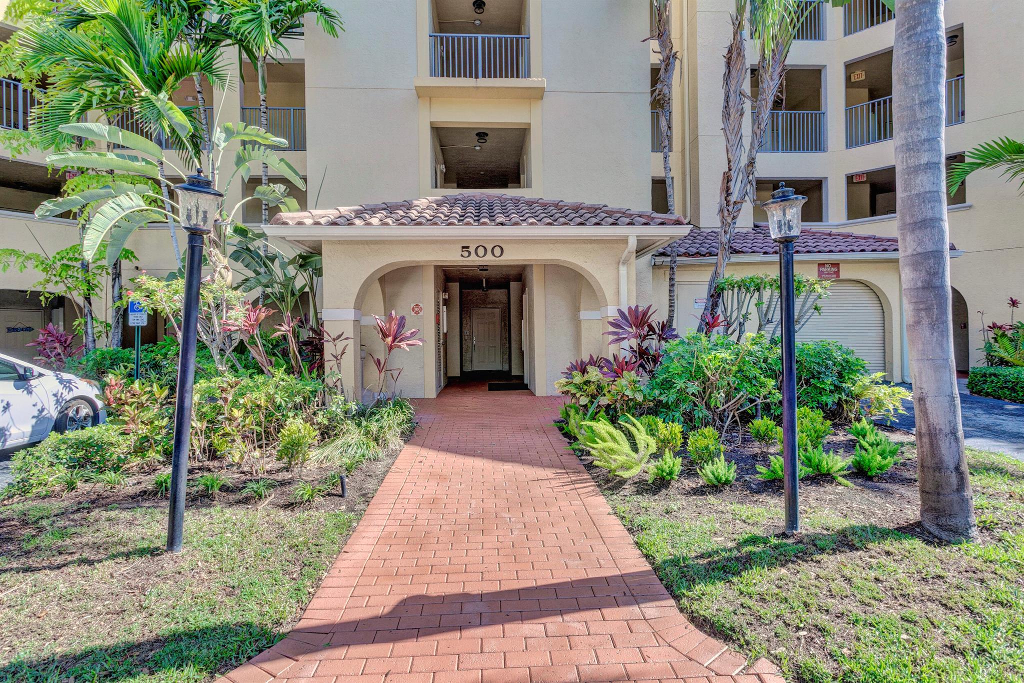 OCEAN TRACE CONDO - Residential Lease