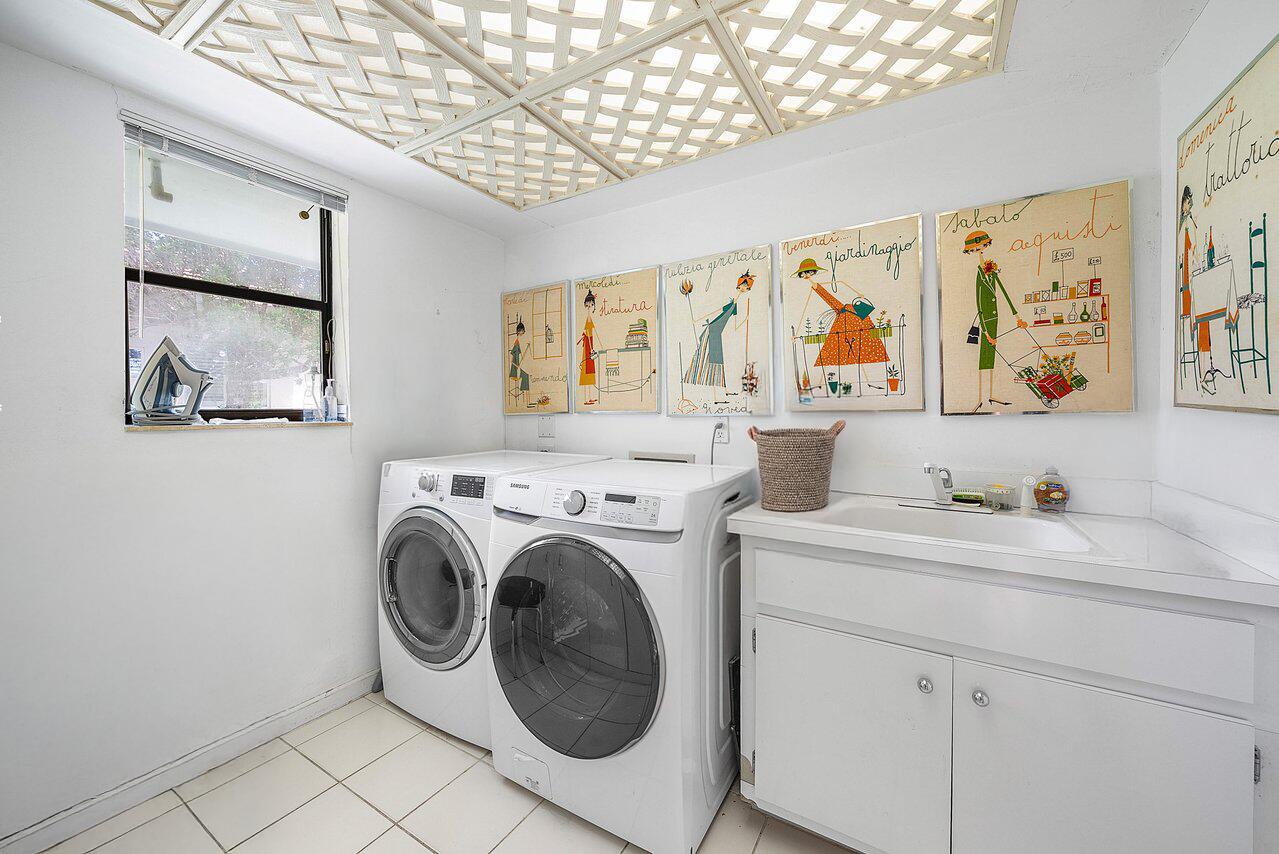 Delaire Country Club - Residential