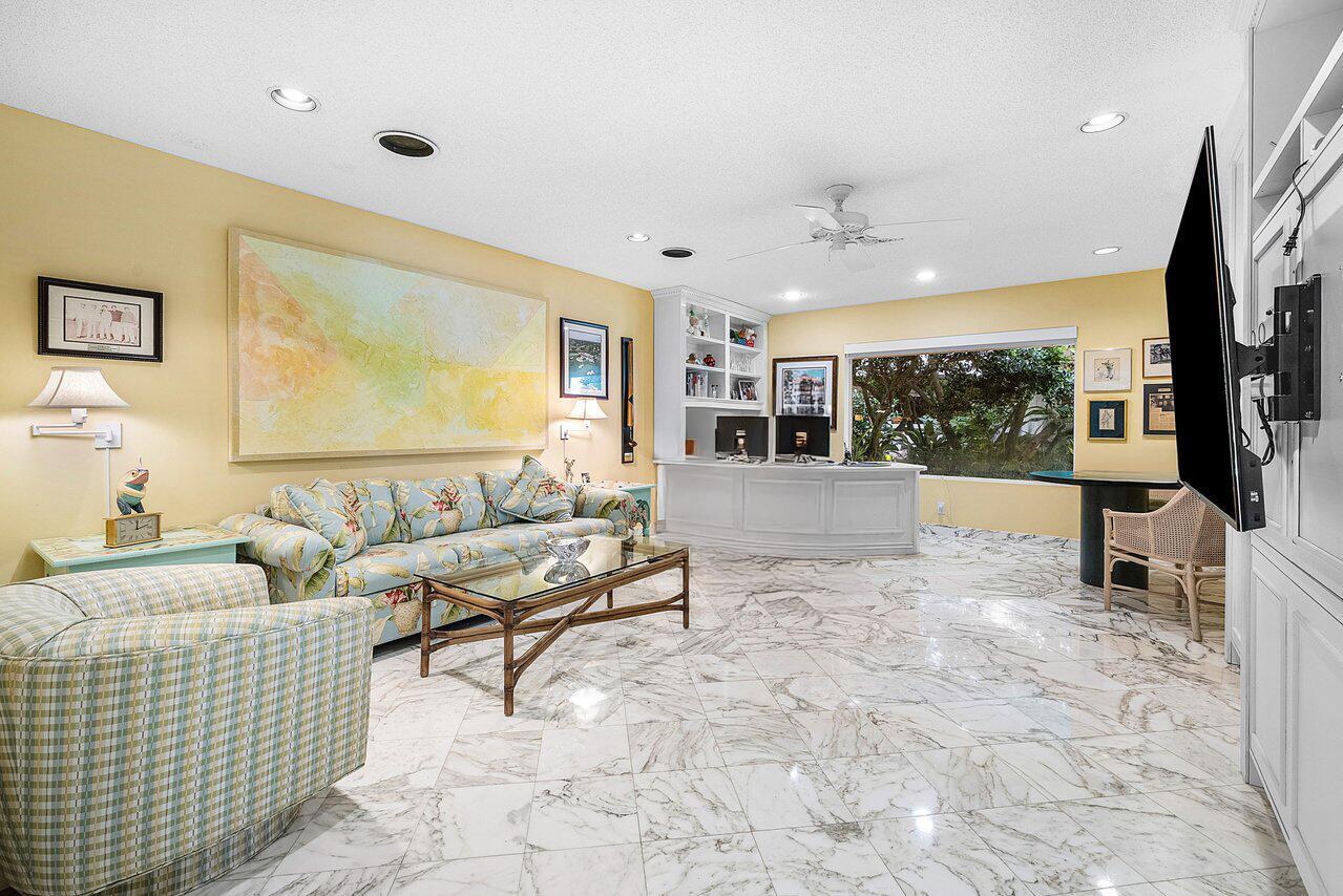 Delaire Country Club - Residential