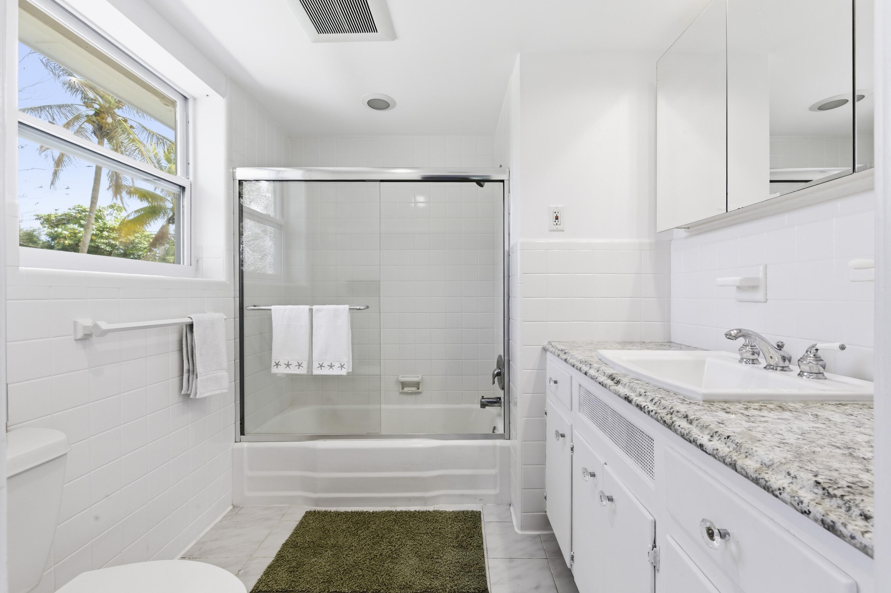 KINGSLAND - Residential Lease