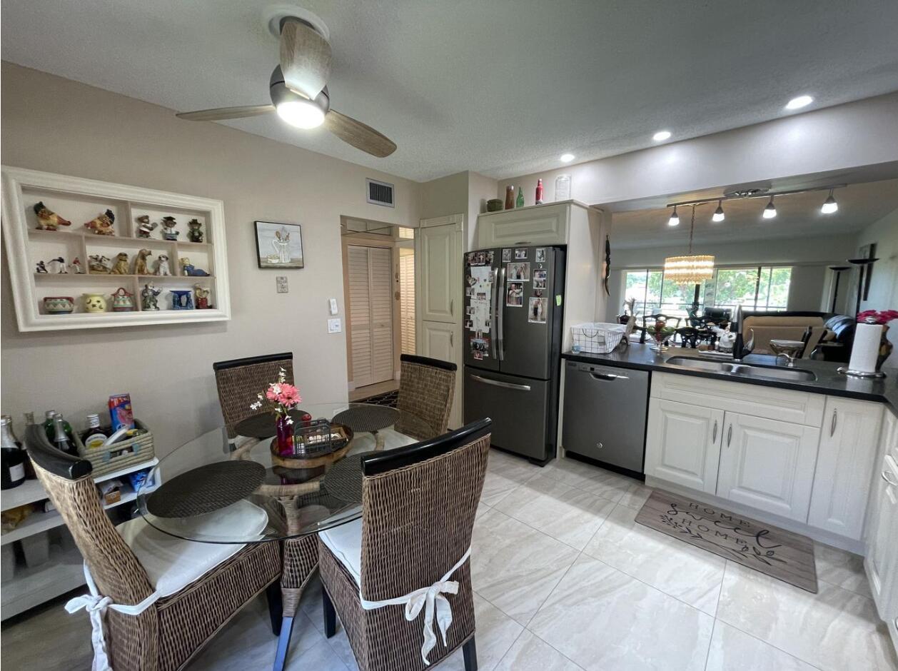 11282 Green Lake Drive 202