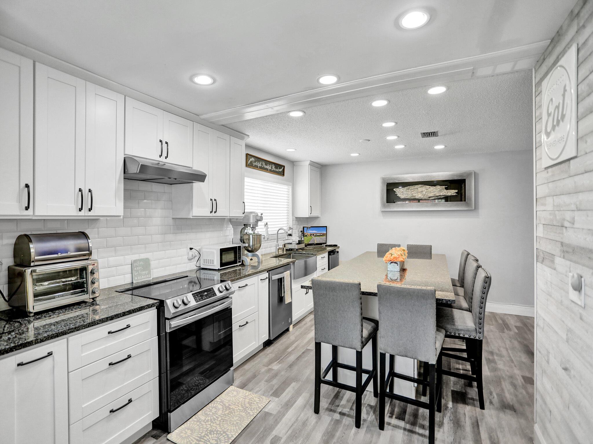 138 Lake Barbara Drive