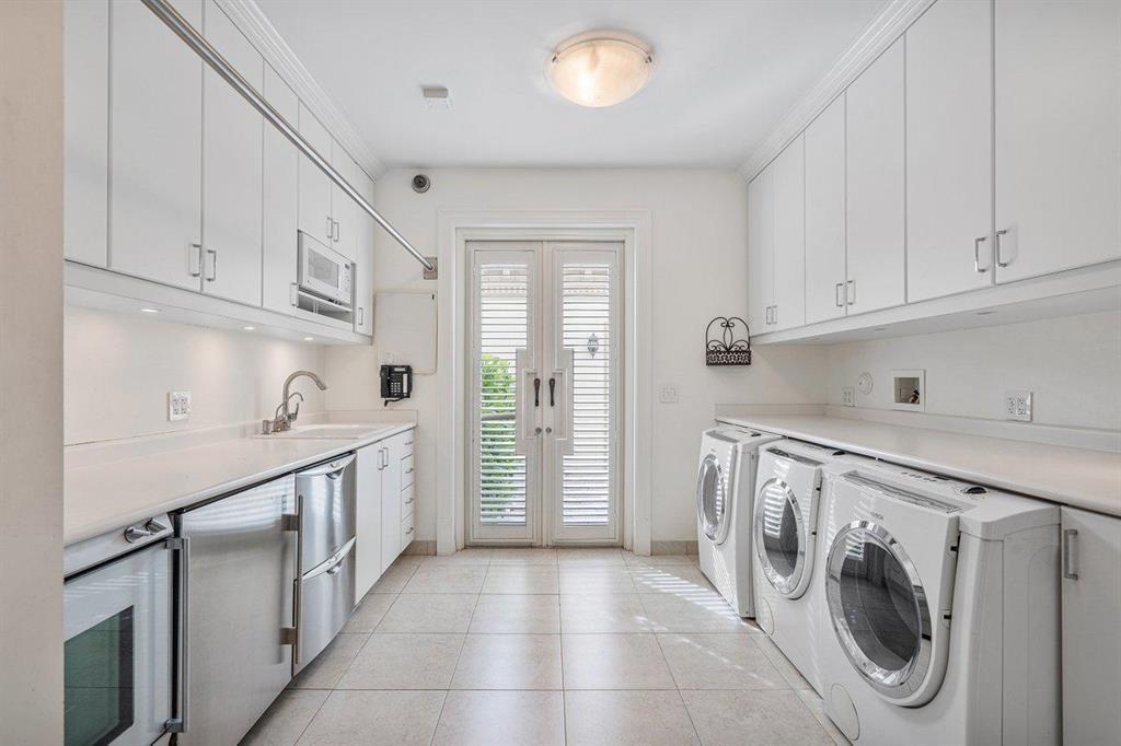 STILWELL ISLES - Residential