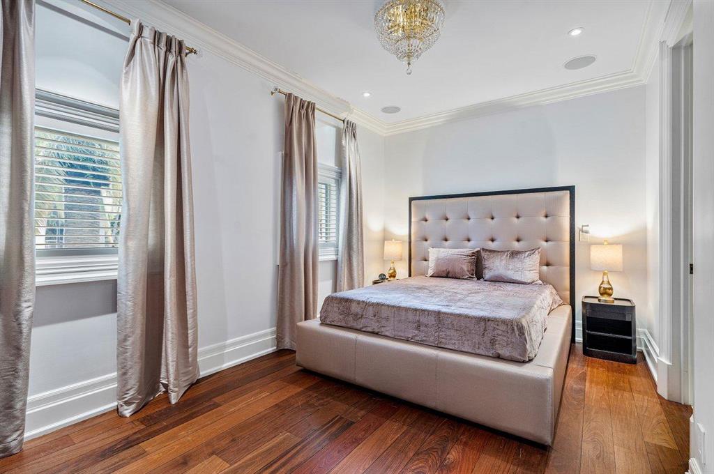 STILWELL ISLES - Residential