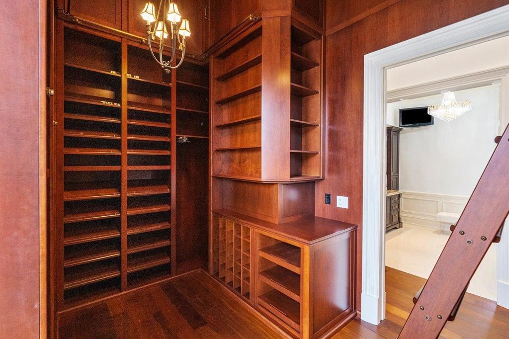 STILWELL ISLES - Residential