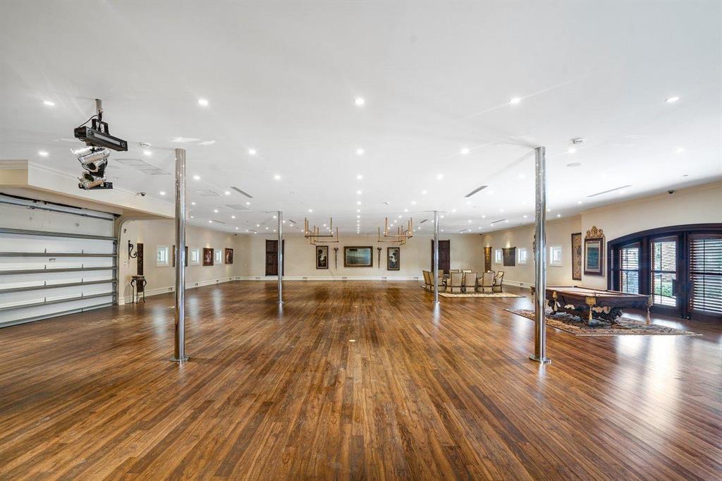 STILWELL ISLES - Residential