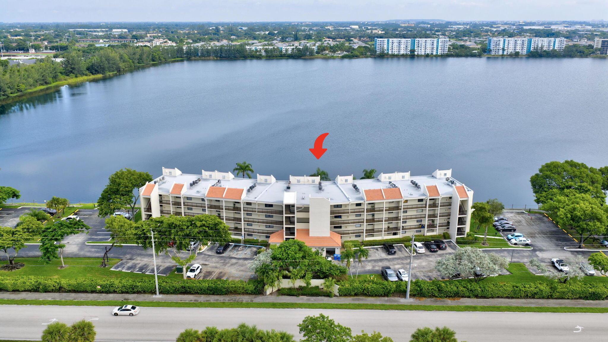 LAKE EMERALD CONDOMINIUM - Residential