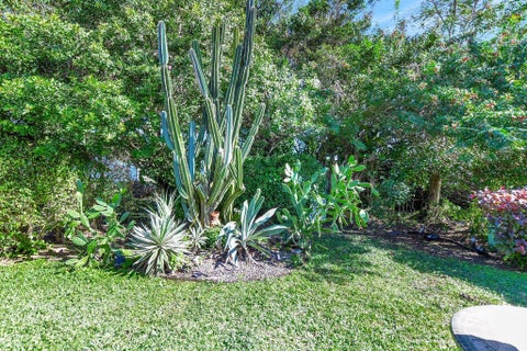 Tiny photo for 20936 Concord Green Drive E, Boca Raton, FL 33433 (MLS # B26053921)