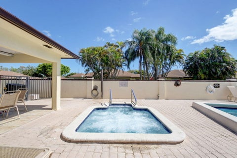 Tiny photo for 20936 Concord Green Drive E, Boca Raton, FL 33433 (MLS # B26053921)