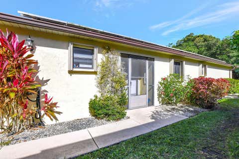Tiny photo for 20936 Concord Green Drive E, Boca Raton, FL 33433 (MLS # B26053921)