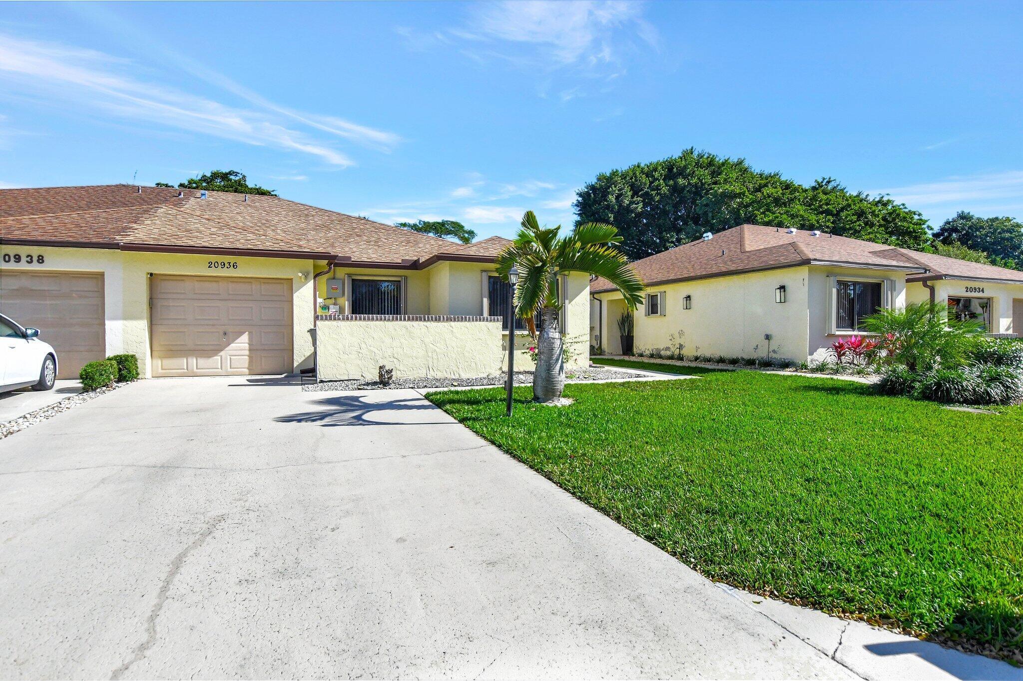 Properties | Stephanie Kaufman 20936 Concord Green Drive E