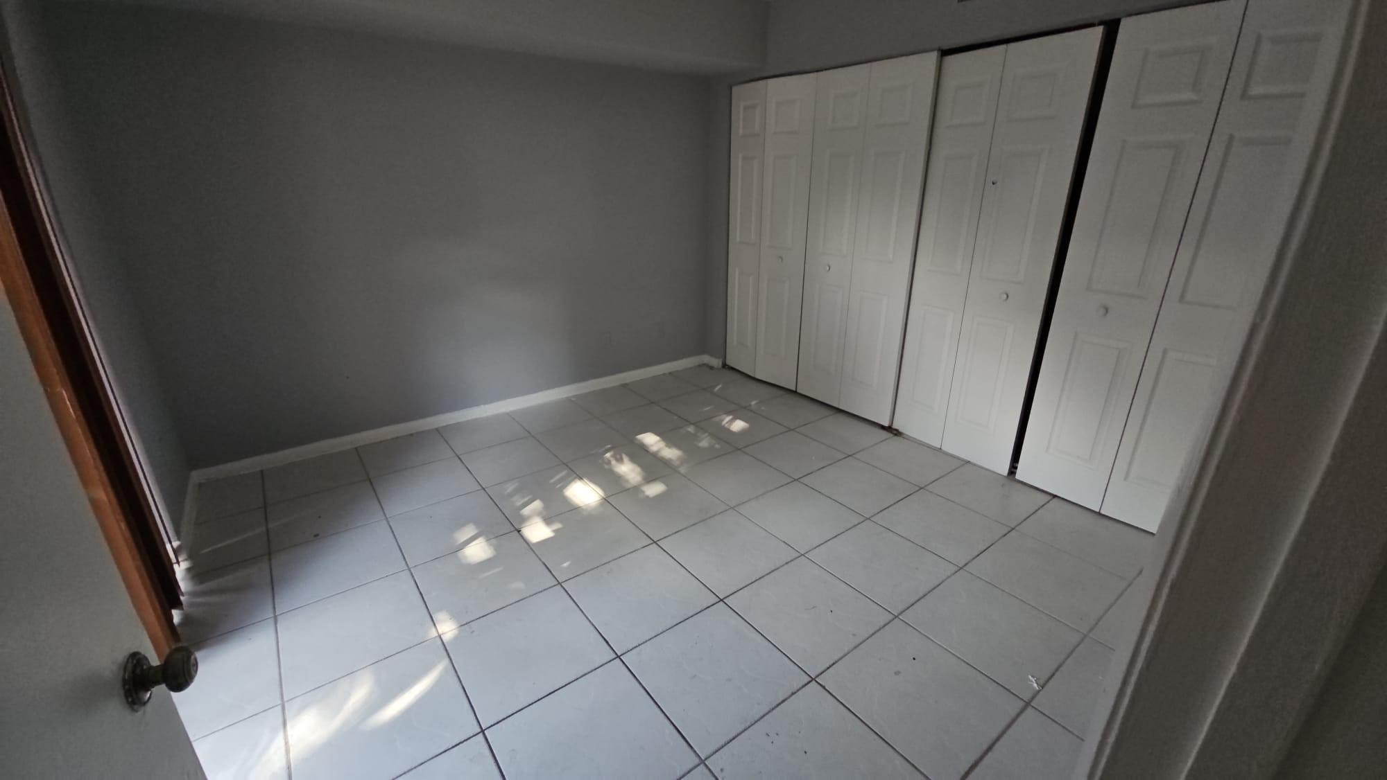 862 SW 118th Terrace