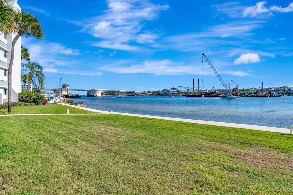Photo of 1542 Jupiter Cove Drive #104, Jupiter, FL 33469 (MLS # B26082364)