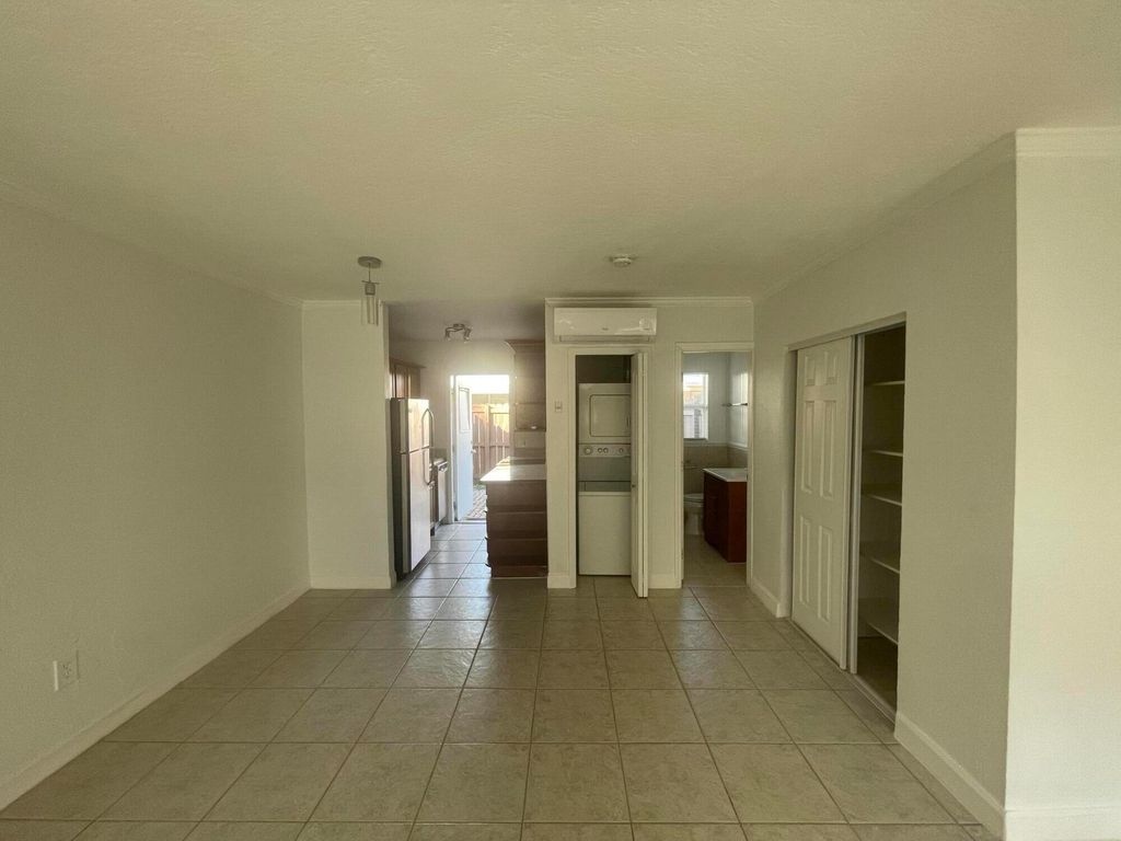 Photo of 1021 N Victoria Park Road #3, Fort Lauderdale, FL 33304 (MLS # B26017982)