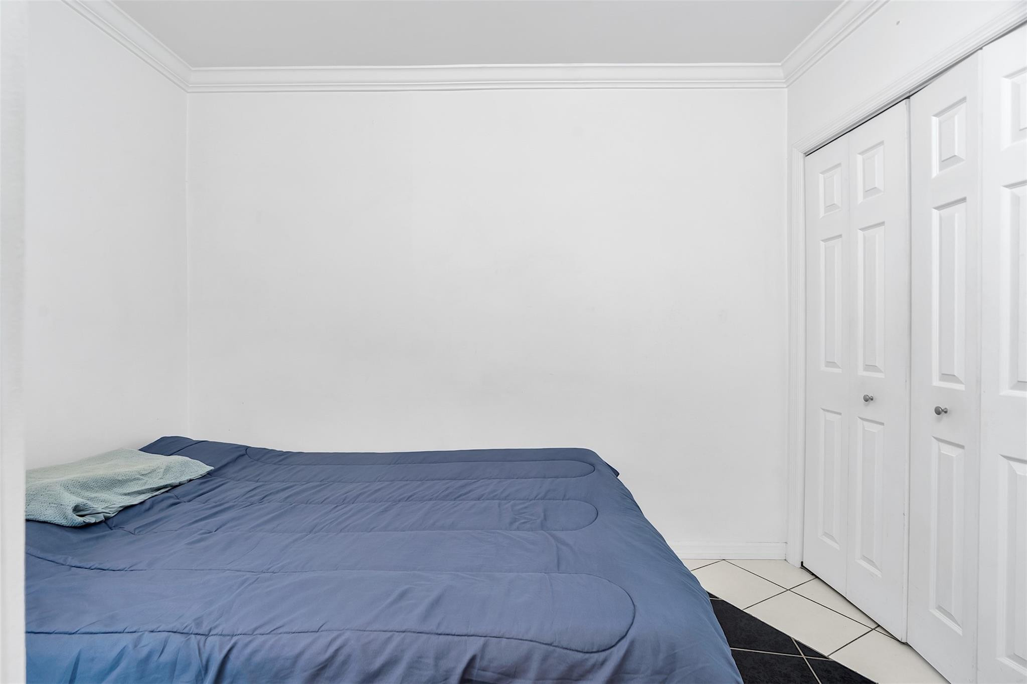 Royal Ambassador Condo - Residential Lease