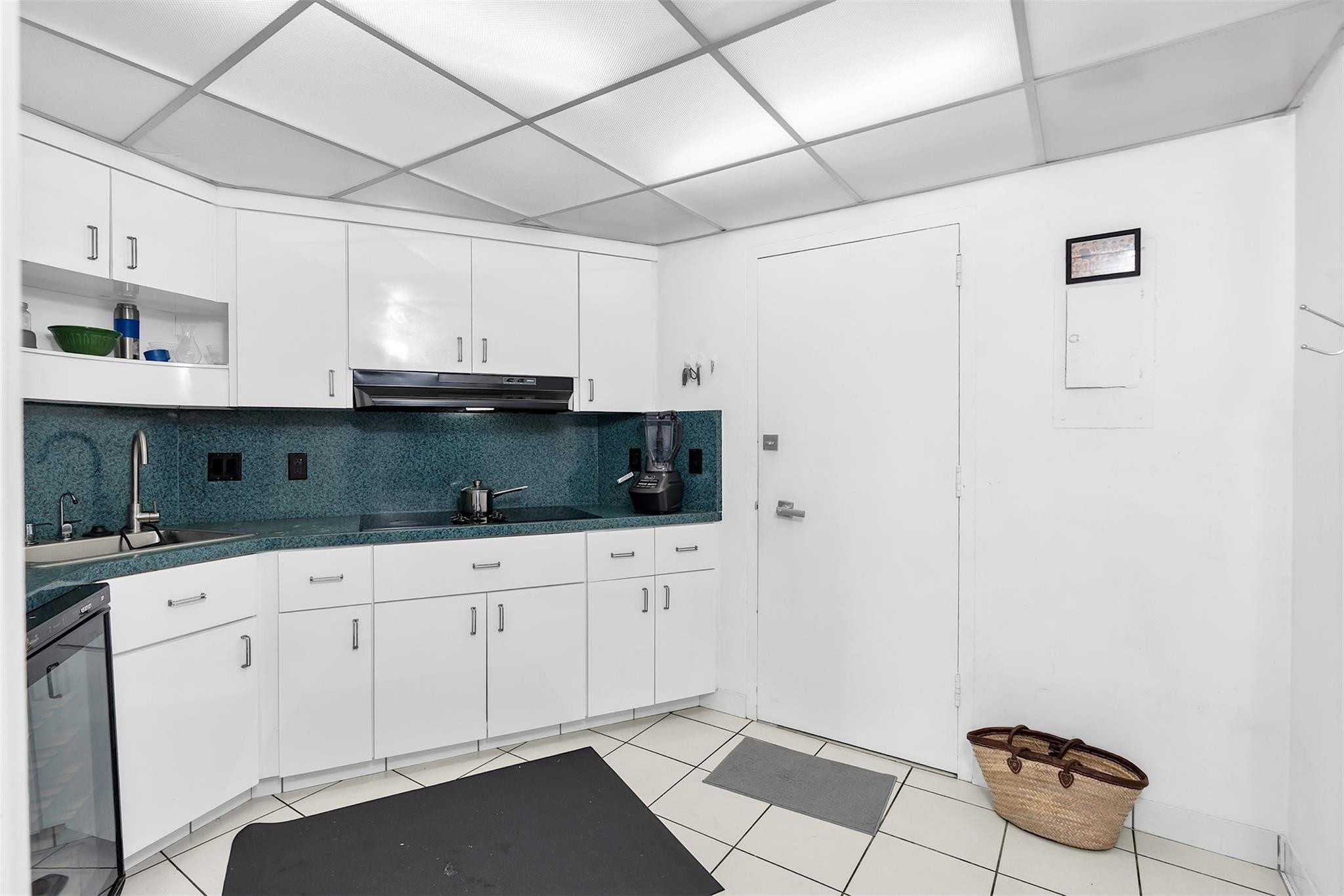 Royal Ambassador Condo - Residential Lease
