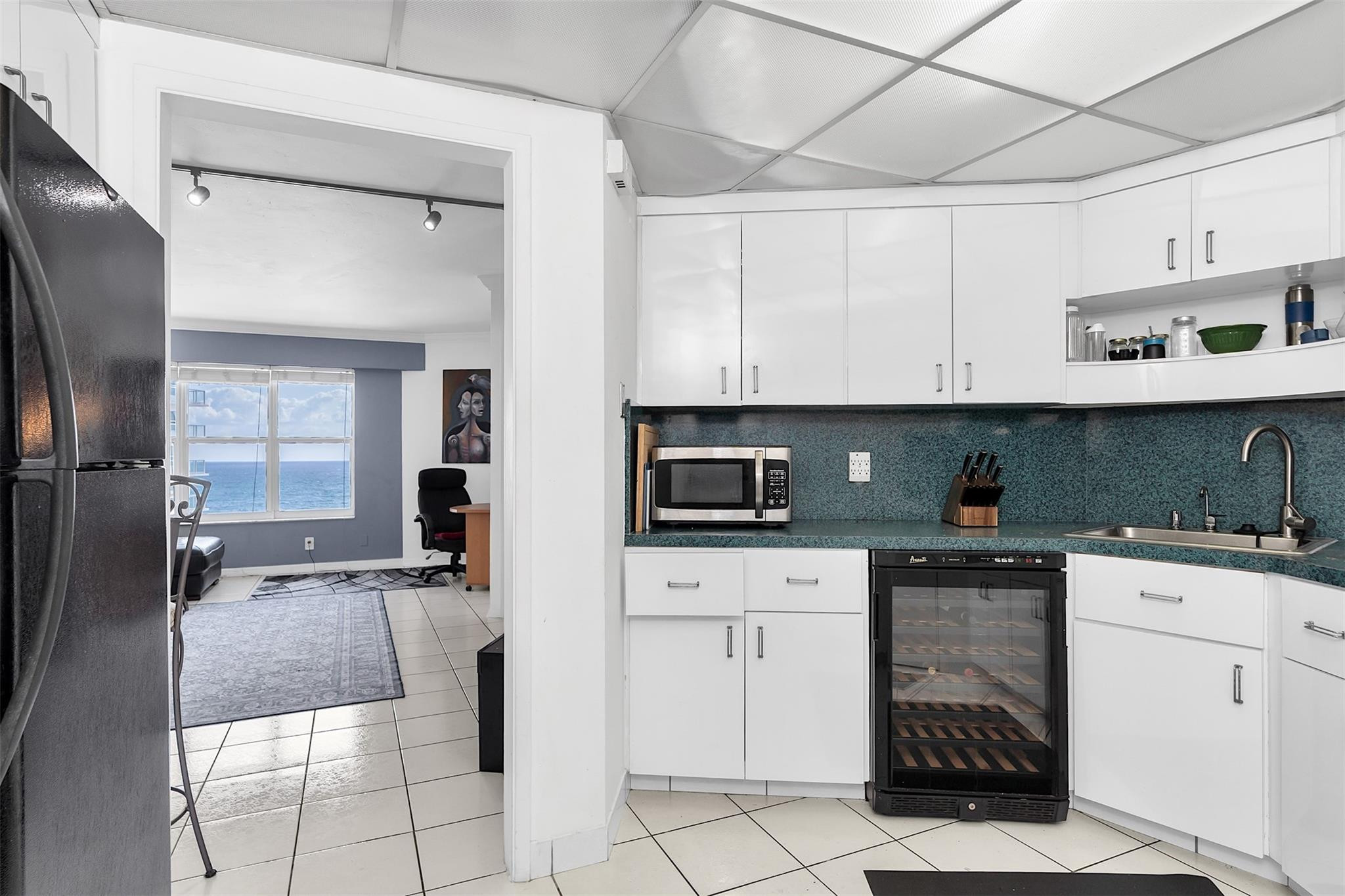Royal Ambassador Condo - Residential Lease