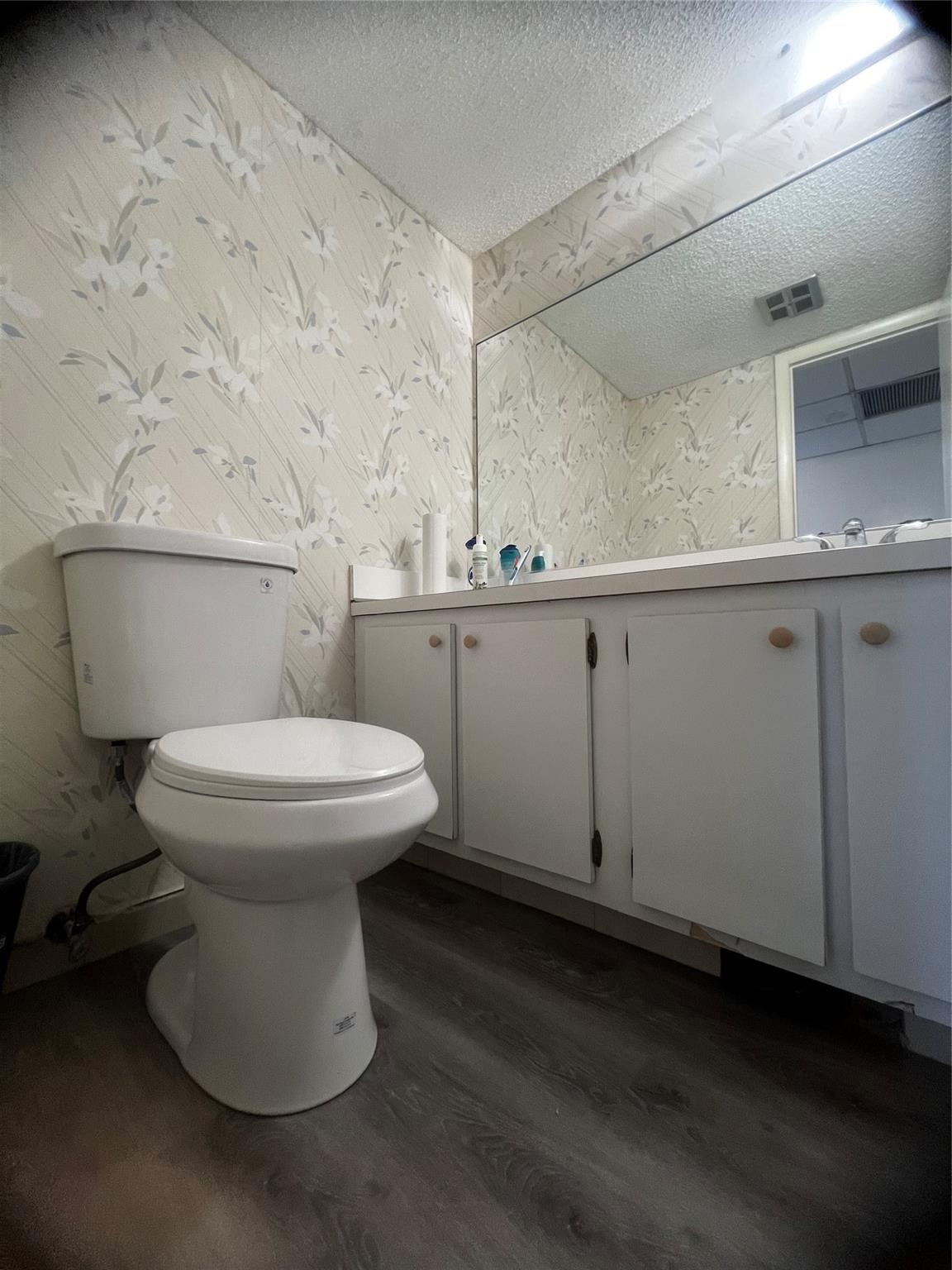 Lime Bay Condominium - Residential