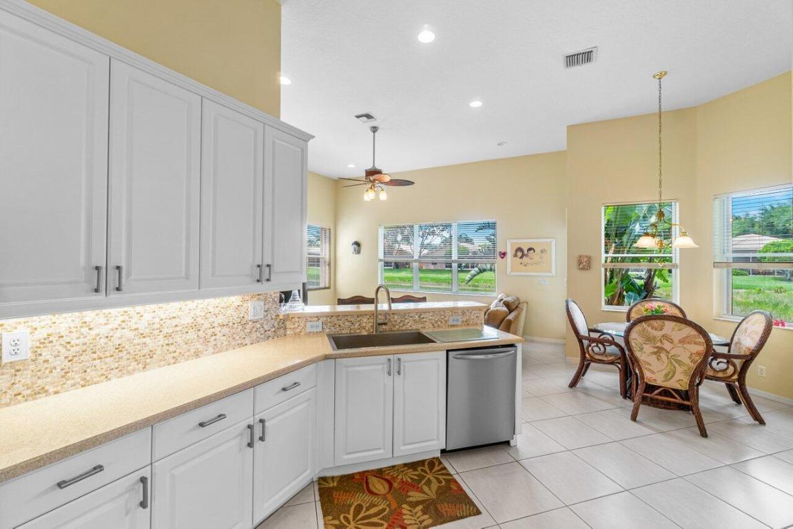 Villa Borghese HUNTINGTON WALK 1 - Residential