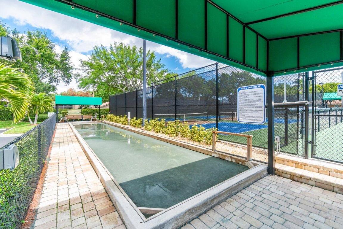 Villa Borghese HUNTINGTON WALK 1 - Residential