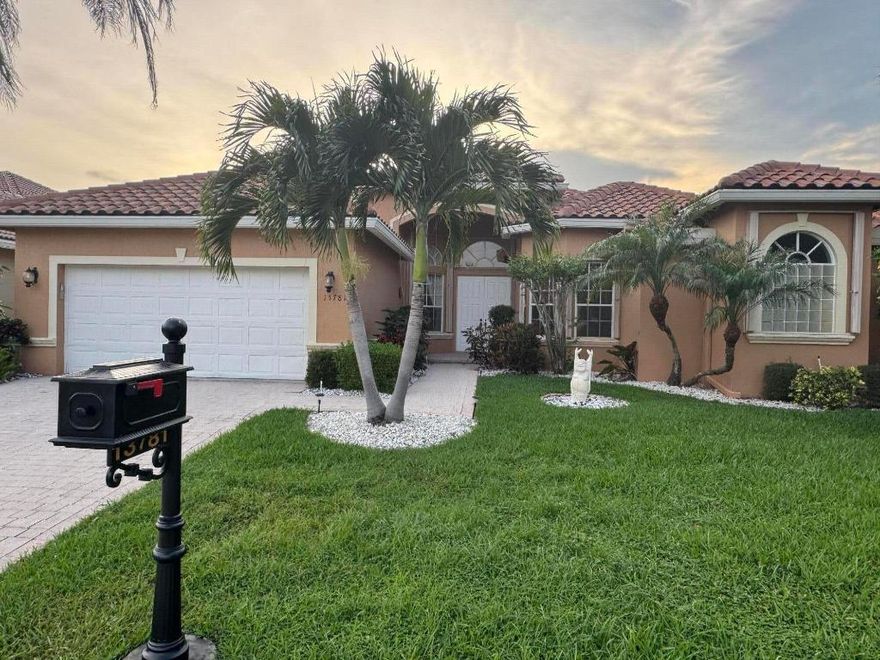 Beautiful, spacious, bright happy home in wonderful Villa Borghese. Newer barrel tile roof!
High ceilings, lake views from Family Room and Living Room. Large open kitchen with 48'' cabinets and Corian counter tops, beautiful back splash and brand new kitchen sink and Refrigerator. Diagonally laid tile throughout the living areas. Built-in desk /cabinetry in the third bedroom. Large screened patio overlooking the lake and natural area. Quiet, private interior lot. Active community with fabulous clubhouse and amenities. One of the largest models - Perugia, 3bd, 2.5ba 2 cg