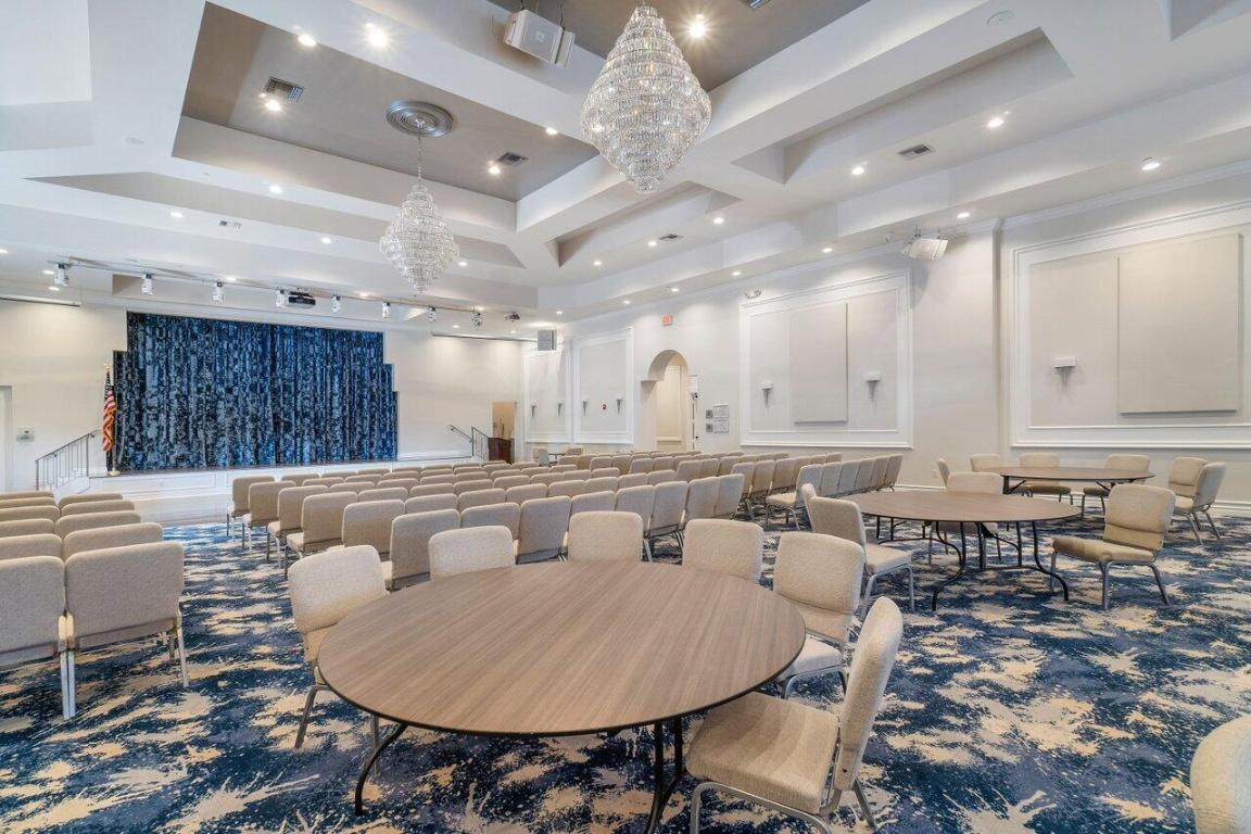 Villa Borghese HUNTINGTON WALK 1 - Residential