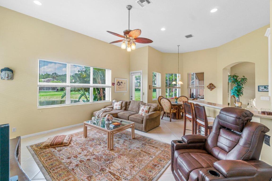 Villa Borghese HUNTINGTON WALK 1 - Residential