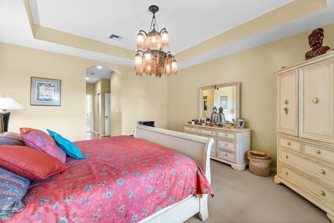 Villa Borghese HUNTINGTON WALK 1 - Residential