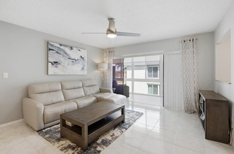 Tiny photo for 563 Piedmont L, Delray Beach, FL 33484 (MLS # B26019465)