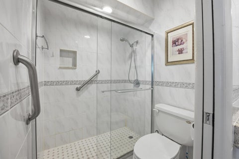 Tiny photo for 563 Piedmont L, Delray Beach, FL 33484 (MLS # B26019465)