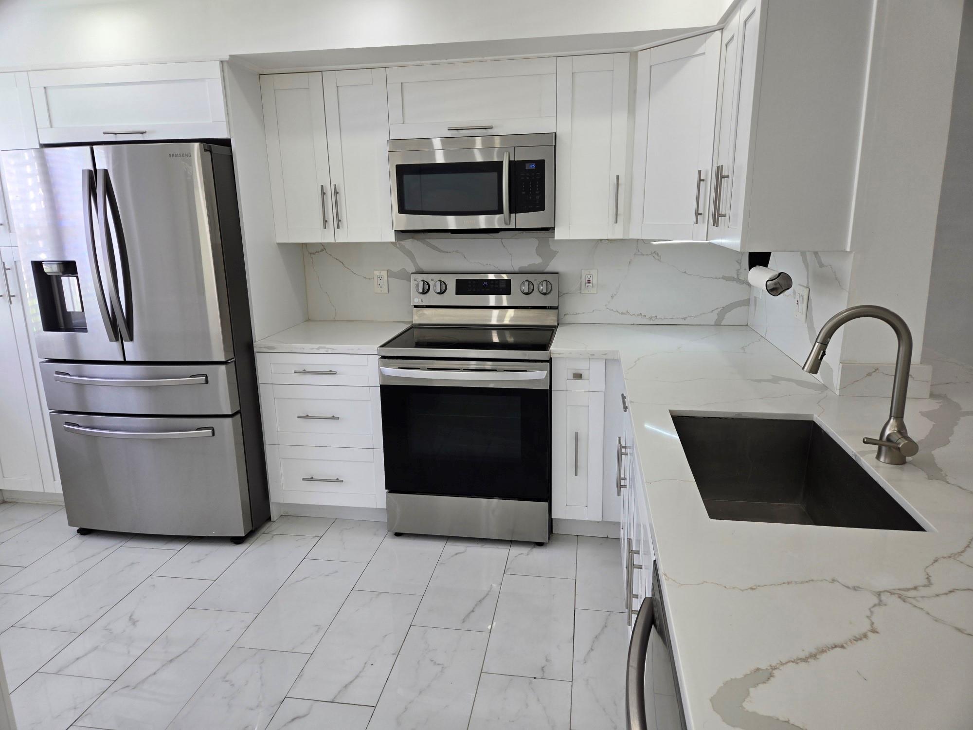 2302 Lucaya Ln A1