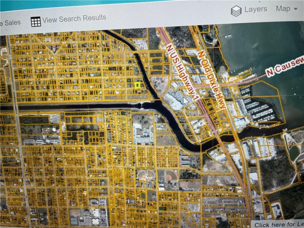 Photo of O O Barcelona Avenue, Fort Pierce, FL 34946 (MLS # F10374272)