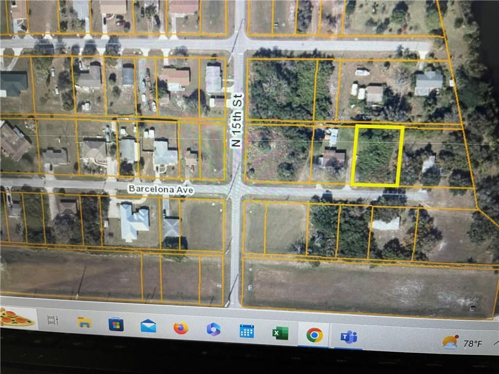 PARADISE PARK - Land