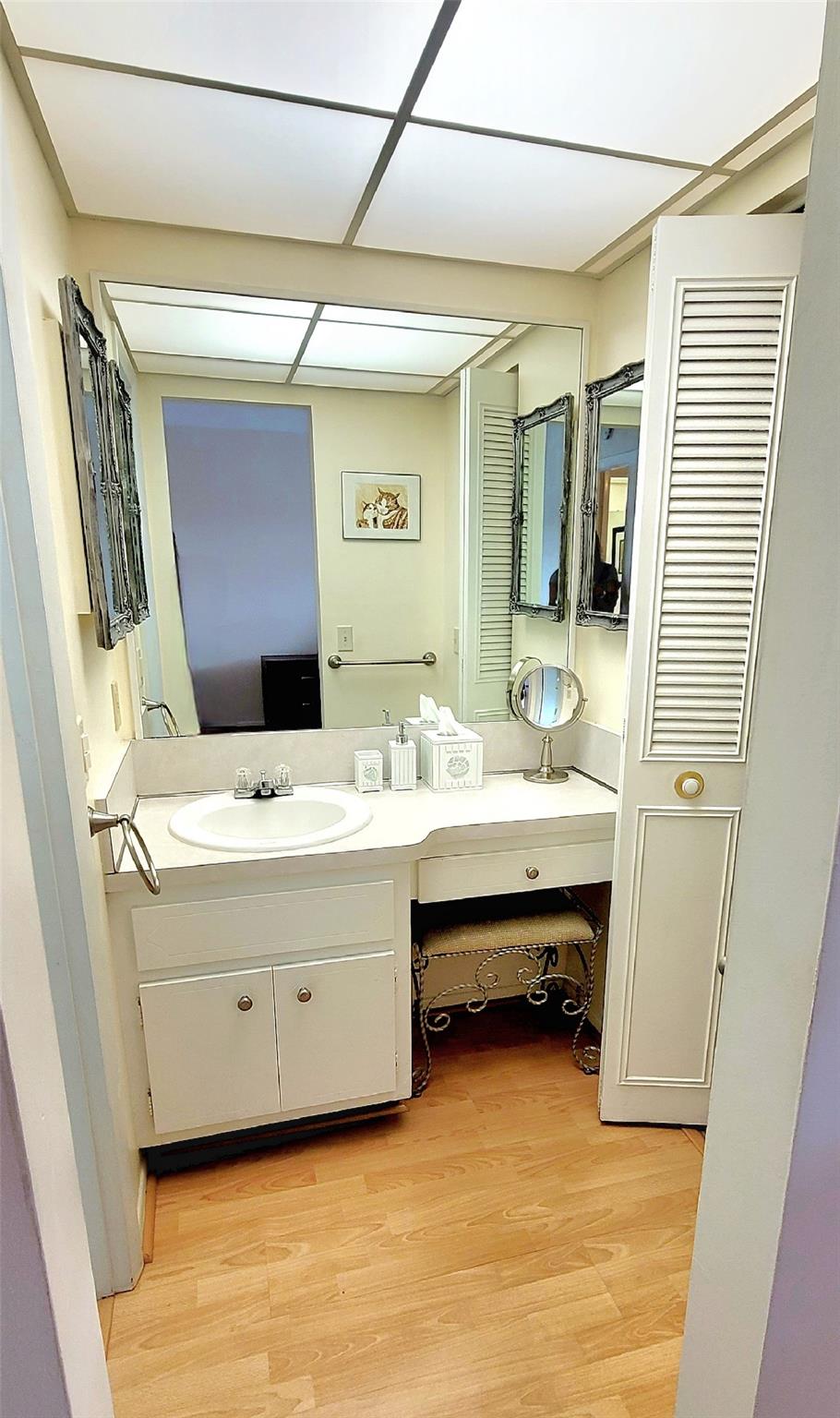 Lauderdale Oaks Condo 1 - Residential Lease