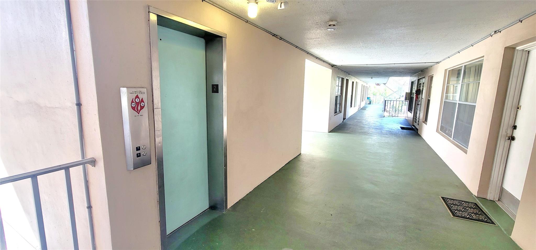 Lauderdale Oaks Condo 1 - Residential Lease