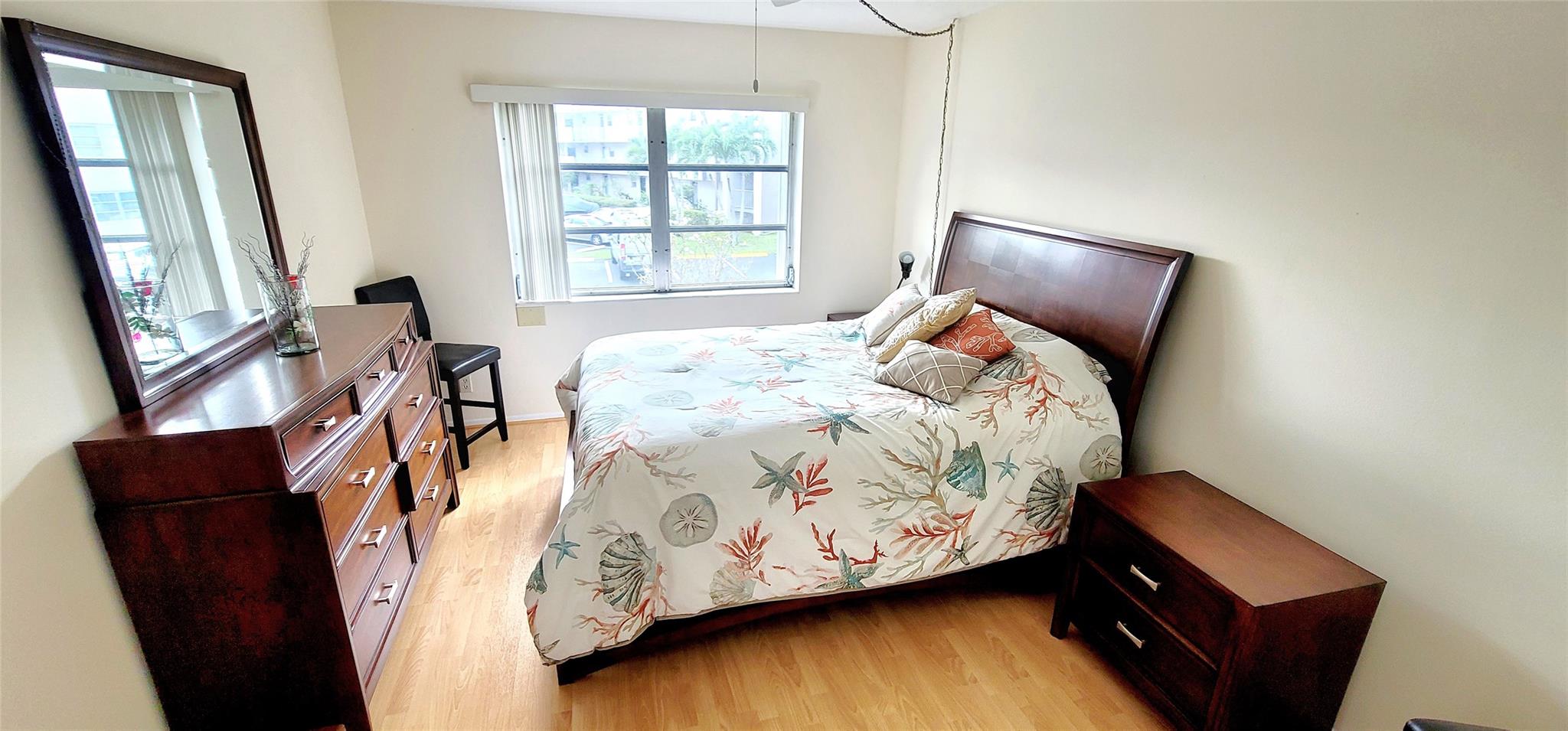 Lauderdale Oaks Condo 1 - Residential Lease