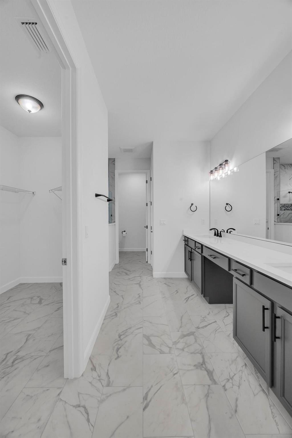 PORT ST LUCIE SECTION 9 - Residential Lease