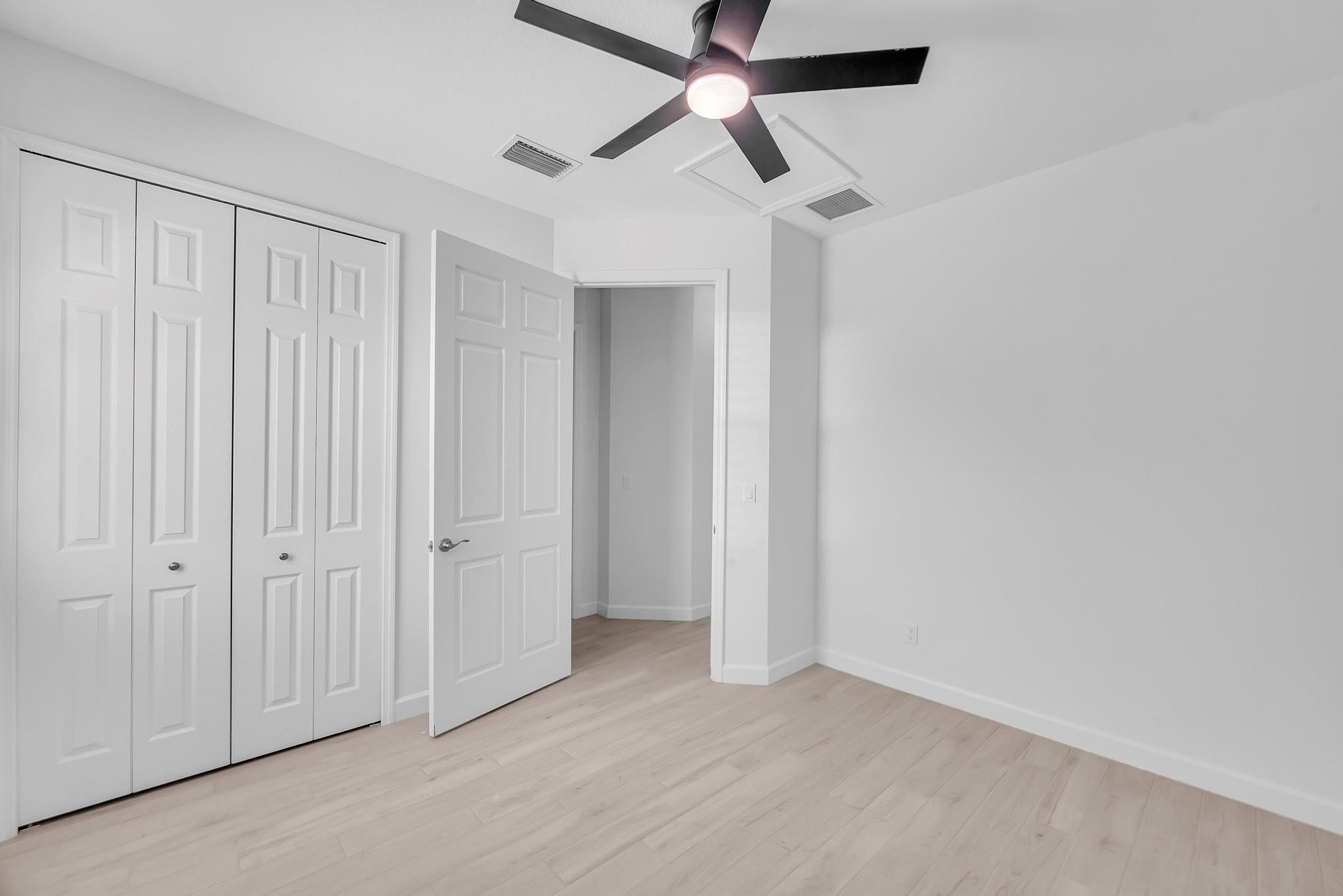 PORT ST LUCIE SECTION 9 - Residential Lease