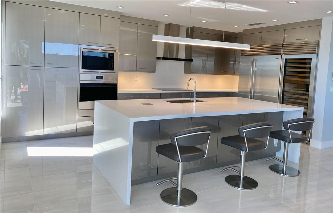 Seaside Village East Cond - Residential