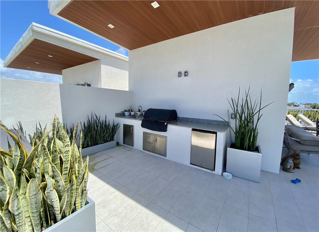 Seaside Village East Cond - Residential