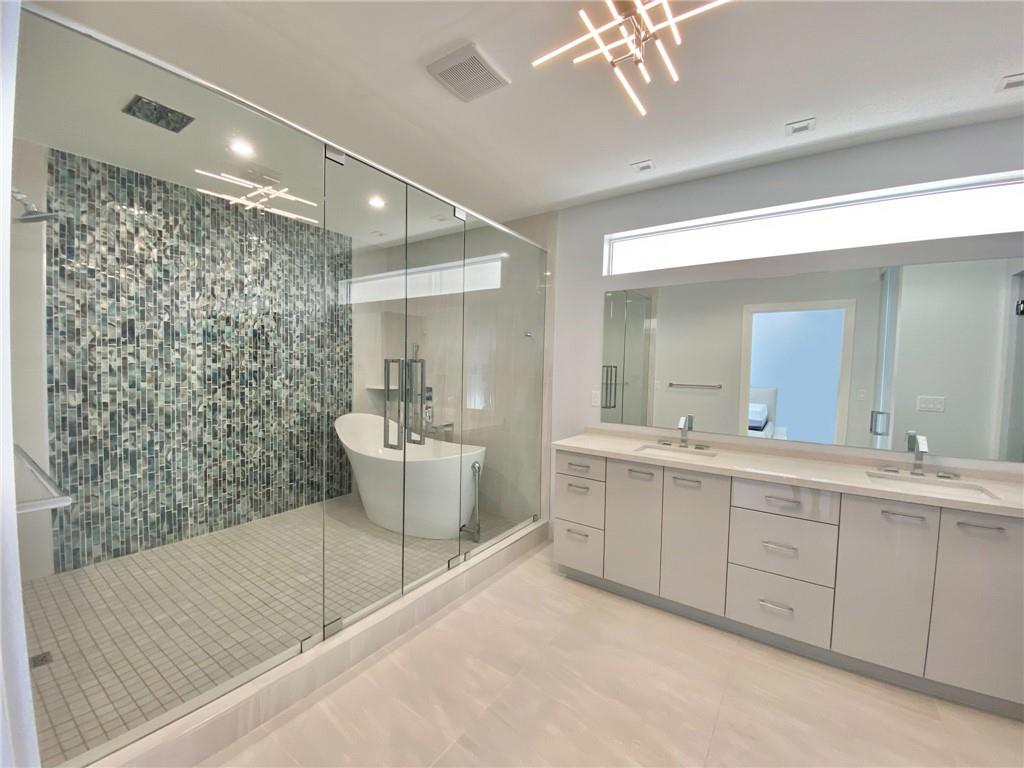 Seaside Village East Cond - Residential