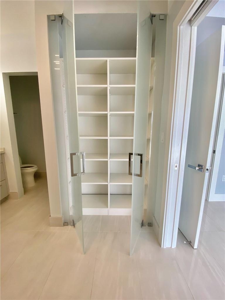 Seaside Village East Cond - Residential