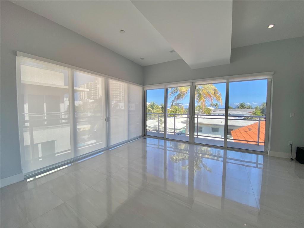 Seaside Village East Cond - Residential