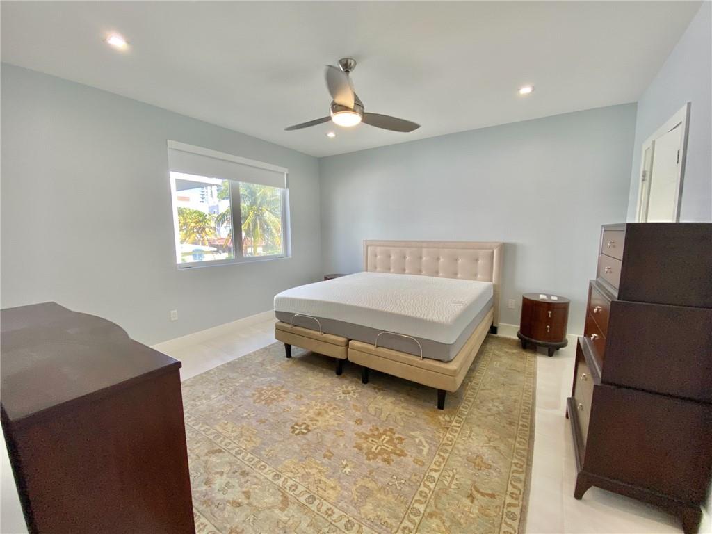 Seaside Village East Cond - Residential