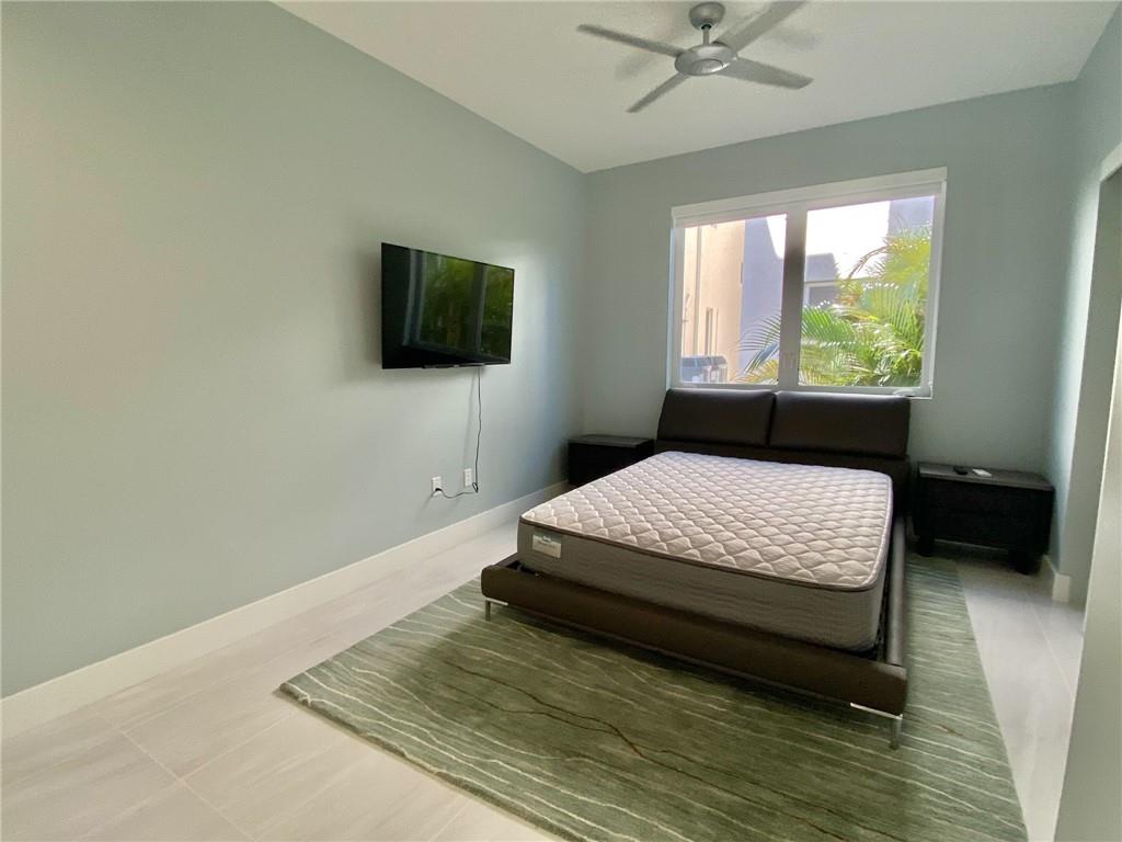 Seaside Village East Cond - Residential