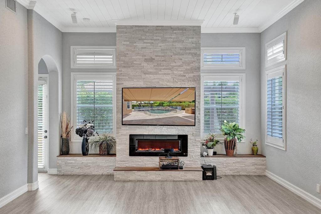 Wyndham Lakes West - Residential